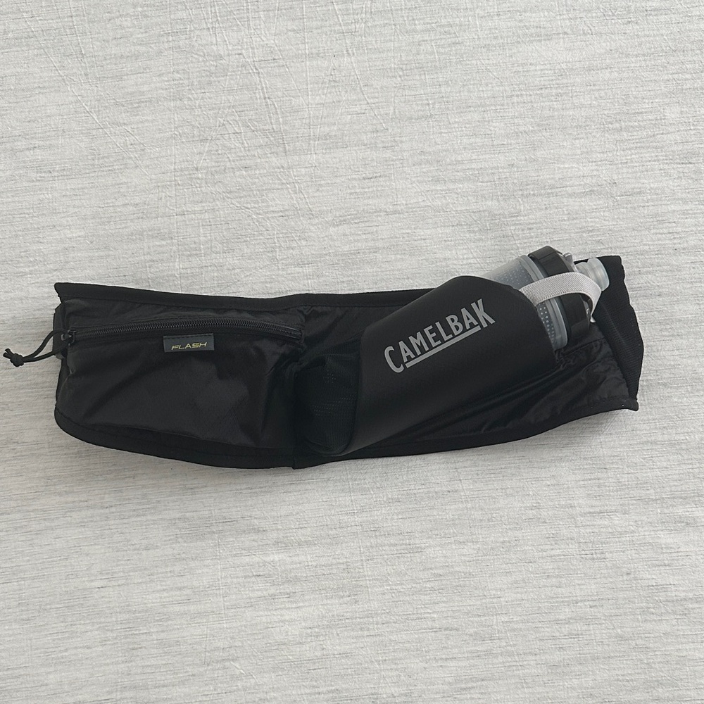 CamelBak Flash Hydration Belt 17oz